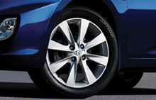 Hyundai Accent Blue araç resimleri