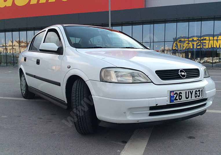 Opel Astra resimleri