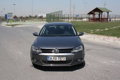 Volkswagen Jetta araç resimleri
