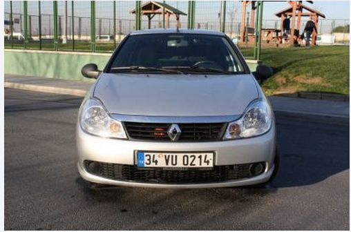 Renault Clio araç resimleri
