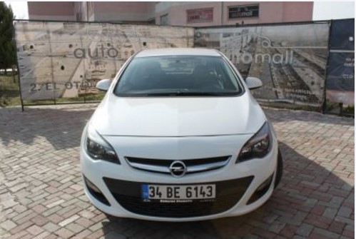 Opel Astra araç resimleri