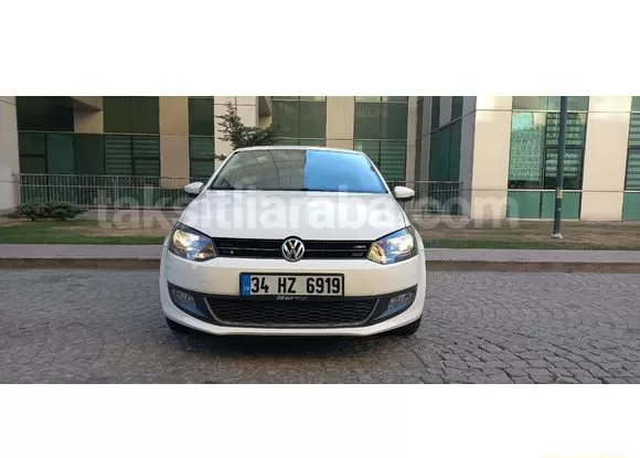 Beyaz Volkswagen Polo