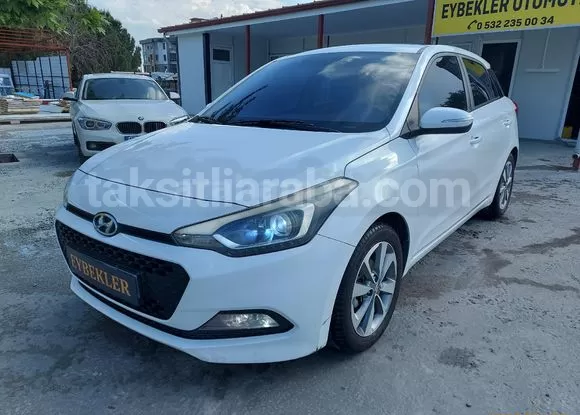 Senetle Hyundai i20