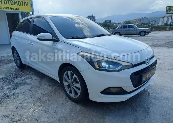 24 Ay Senetle Hyundai i20