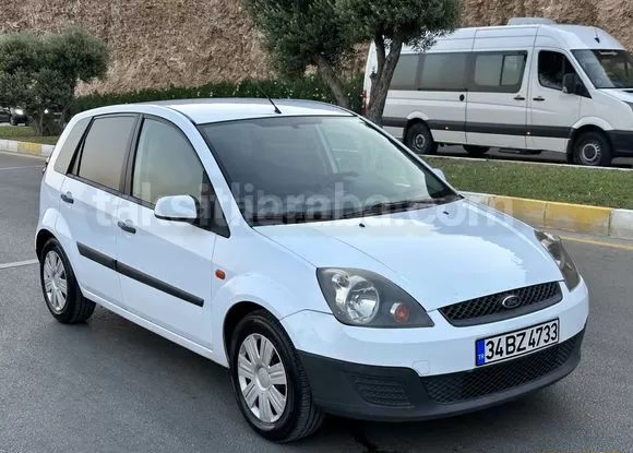 36 Ay Taksitle Ford Fiesta